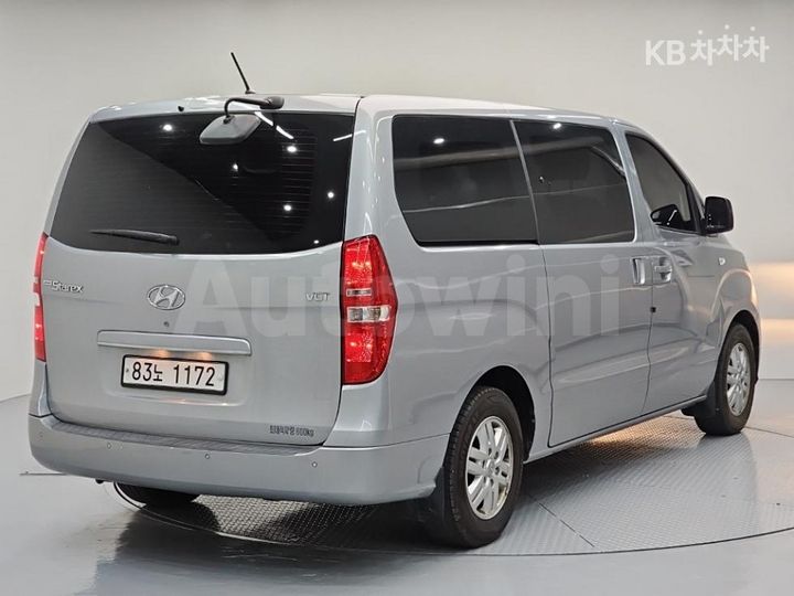 Hyundai Starex 2019 — 4