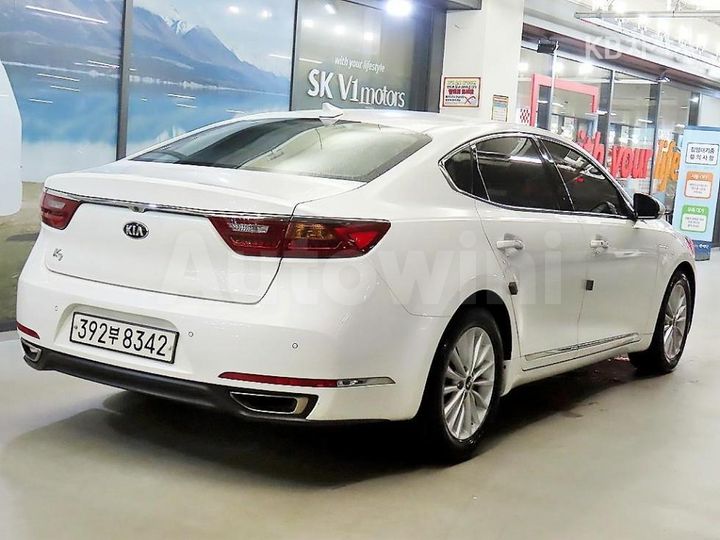 Kia K7 2017 KNALB415BHA092861 — 4