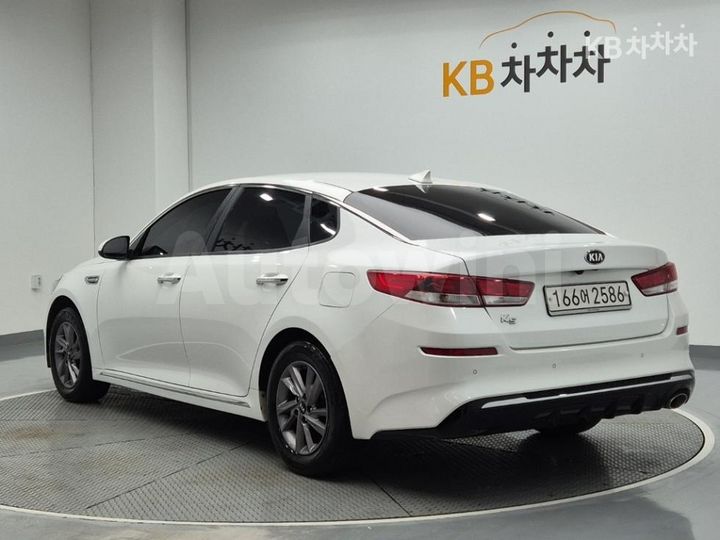 Kia K5 2019 KNAGS416BKA291353 — 2