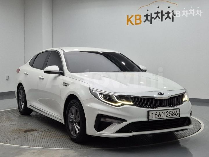 Kia K5 2019 KNAGS416BKA291353 — 4