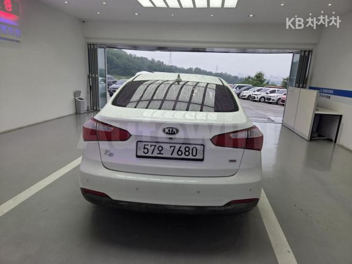 Kia K3 2013 KNAFK412BDA036850 — 2