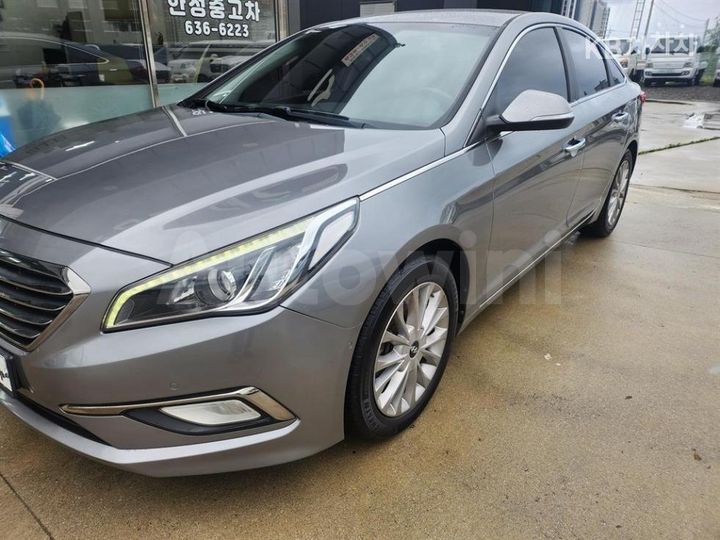 Hyundai Sonata 2017 KMHE341DBHA333024 — 4