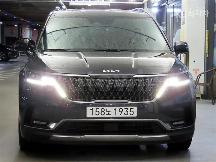 Kia Carnival 2022 KNANE81BBNS136506 — 2