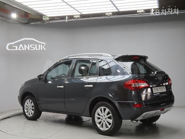 Renault QM5 2014 KNME5C2BMEP046083 — 3