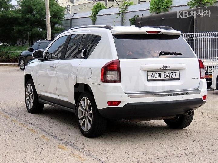 Jeep Compass 2014 1C4NJDCB4ED637139 — 3