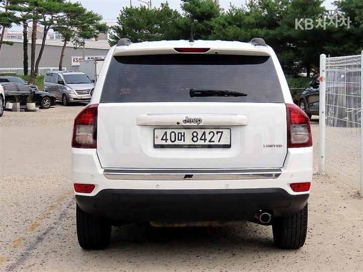 Jeep Compass 2014 1C4NJDCB4ED637139 — 4