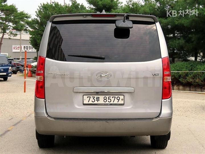Hyundai Starex 2017 — 4