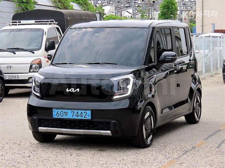 Kia Ray 2024 KNACG81AFRT010576 — 2