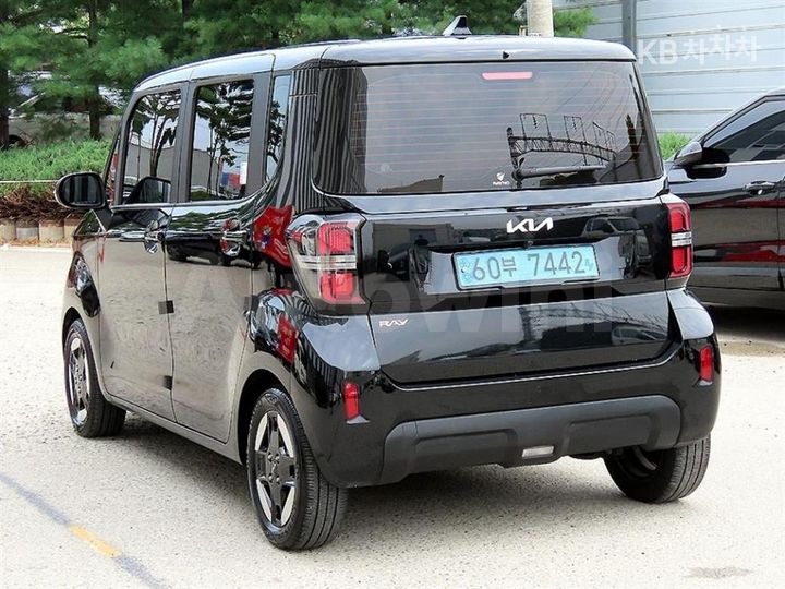 Kia Ray 2024 KNACG81AFRT010576 — 3