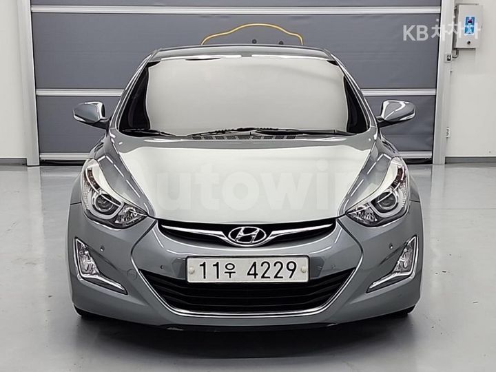 Hyundai Avante 2016 KMHDH41DBGU617140 — 2