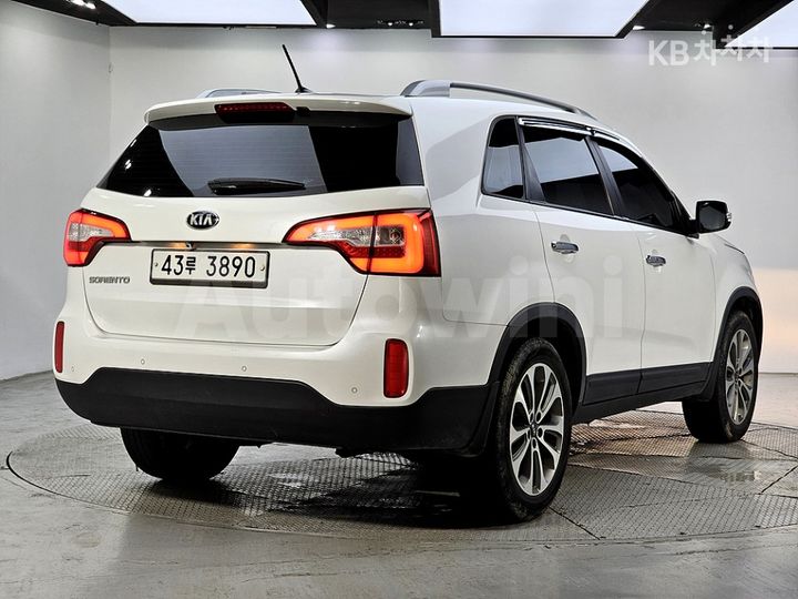 Kia Sorento 2014 — 2