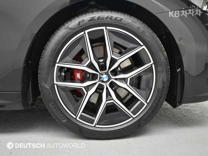 BMW 5 Series 2026 — 5