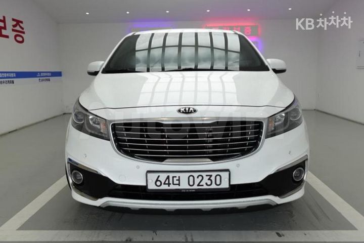 Kia Carnival 2017 — 2