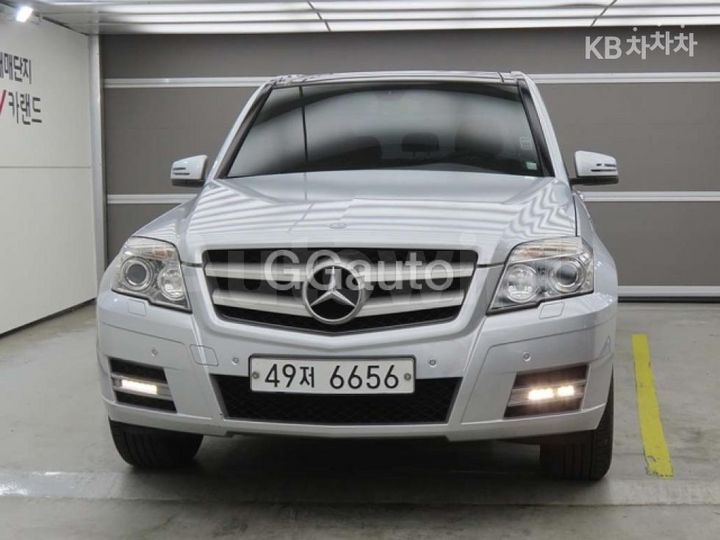 Mercedes-Benz GLK Class 2011 WDCGG8EB0BF660052 — 2