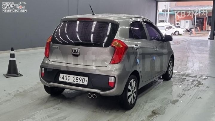 Kia Morning 2013 KNABX511BDT454438 — 2
