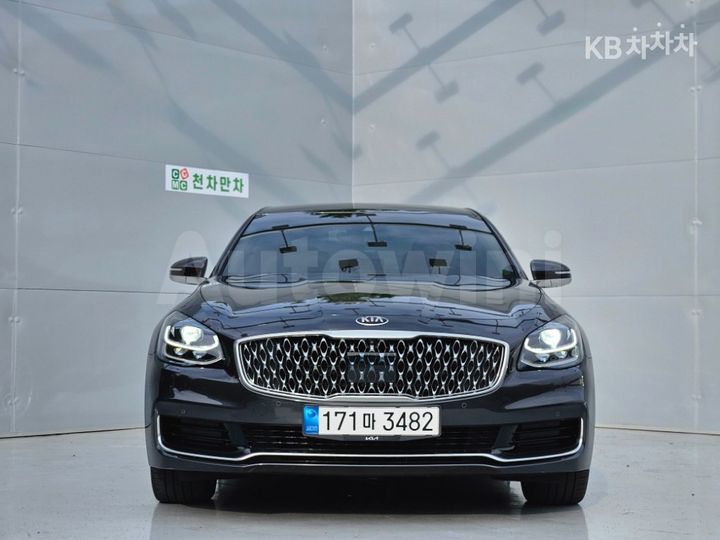 Kia K9 2021 KNAS2418DMS031972 — 2