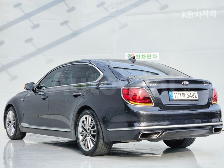 Kia K9 2021 KNAS2418DMS031972 — 5