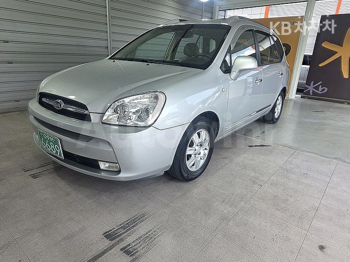 Kia Carens