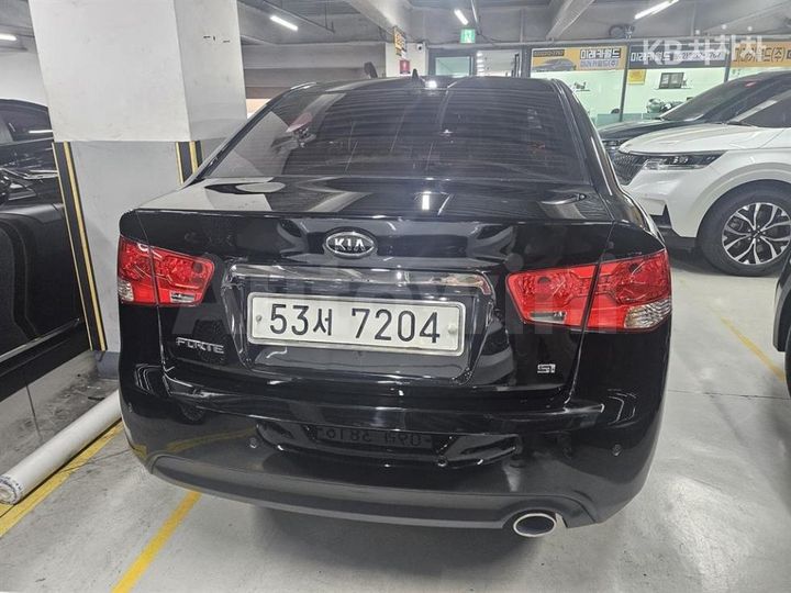 Kia Forte 2010 KNAFU411BAA093310 — 4