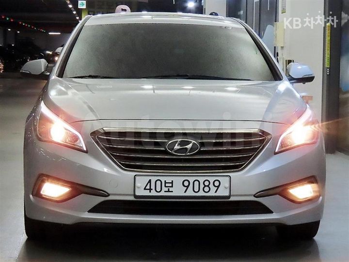 Hyundai Sonata 2015 KMHE341CBFA038238 — 2