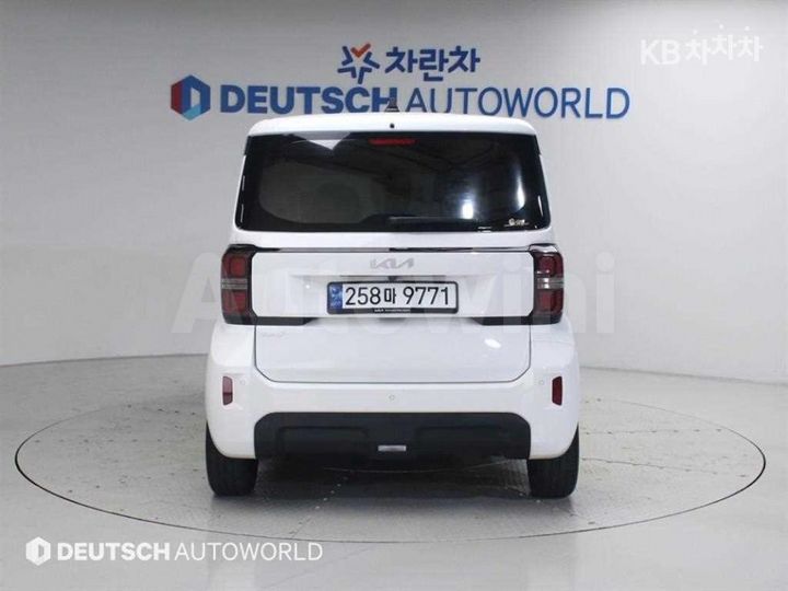 Kia Ray 2023 KNACH811BPT349056 — 4