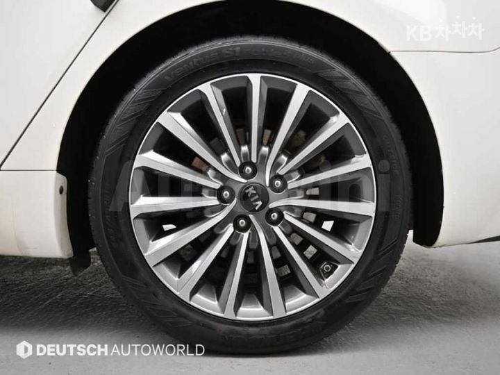 Kia K7 2016 KNALD418BGA030369 — 5
