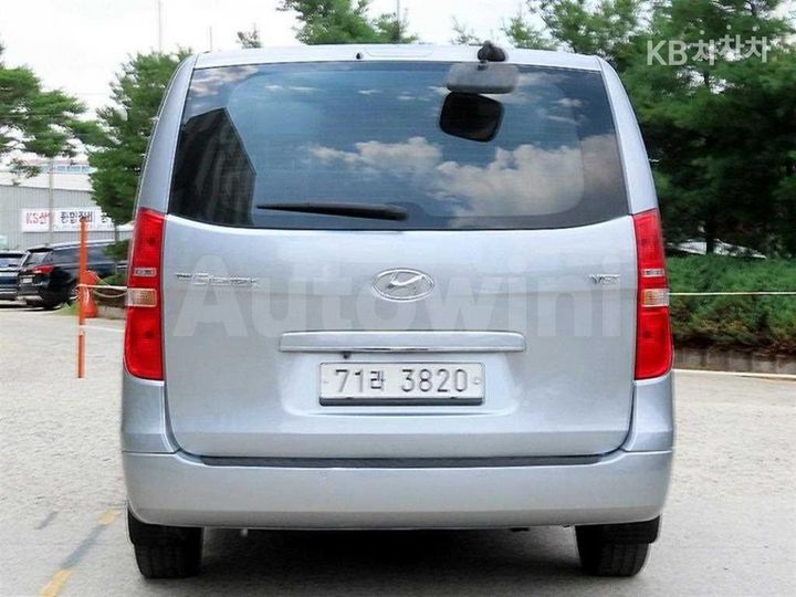 Hyundai Starex 2018 — 4