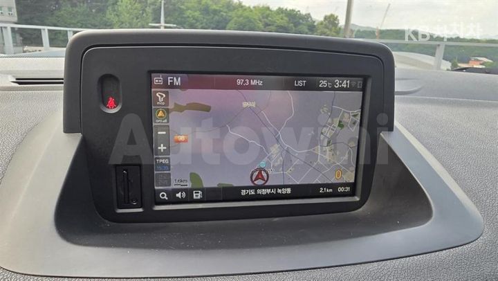 Renault SM3 2016 KNMC4C2HMGP189429 — 5