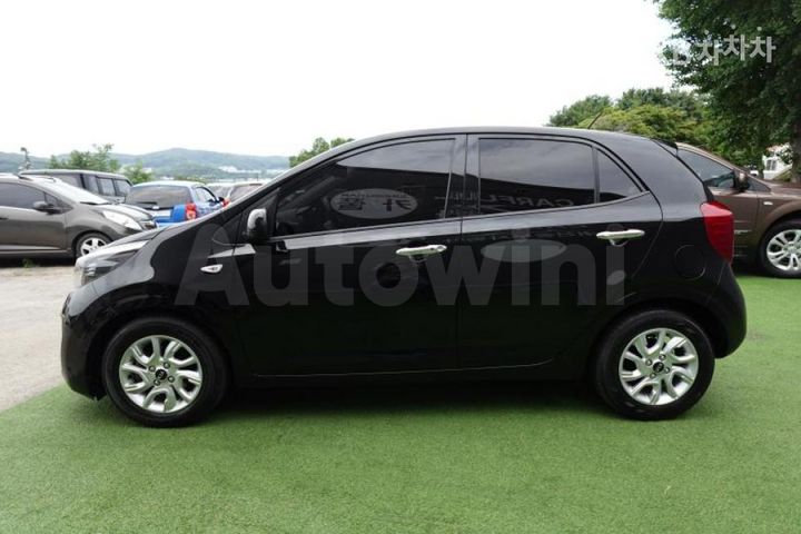 Kia Morning 2017 KNAB3511BHT046142 — 3