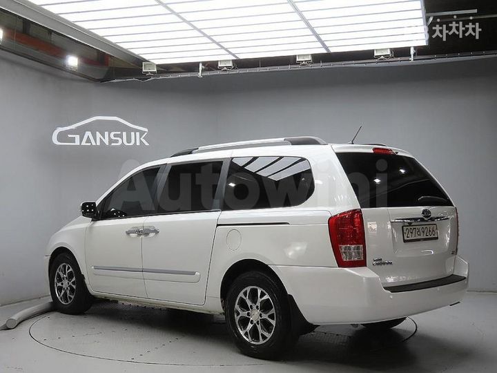 Kia Carnival 2014 — 3