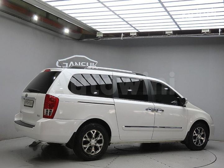 Kia Carnival 2014 — 4