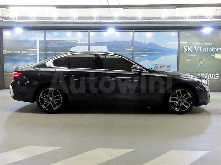 BMW 5 Series 2024 — 3