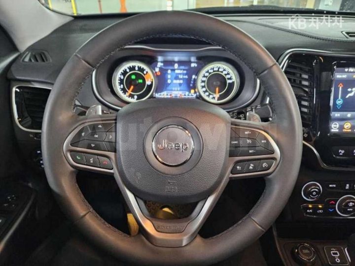 Jeep Cherokee 2022 — 5