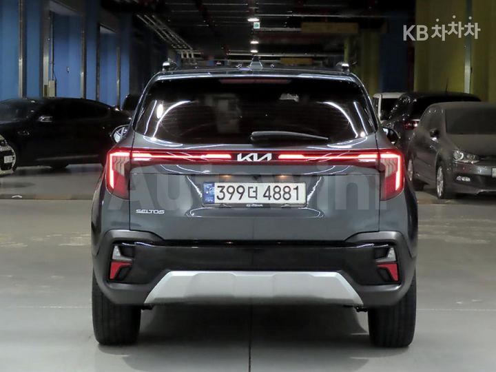 Kia Seltos 2024 — 3