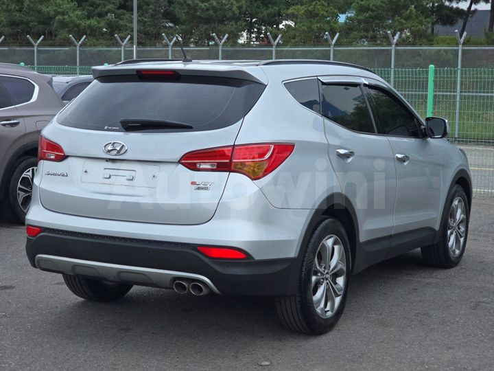 Hyundai SantaFe 2013 — 5