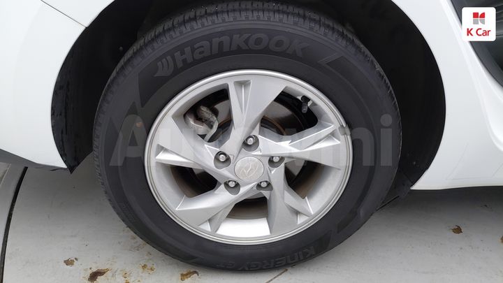 Hyundai Avante 2021 — 5