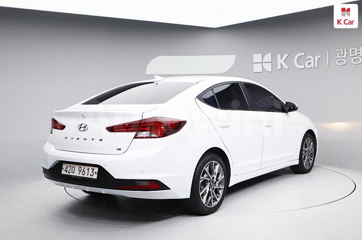 Hyundai Avante 2020 — 4