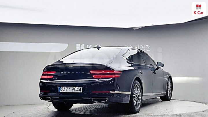 Genesis G80 2021 — 4