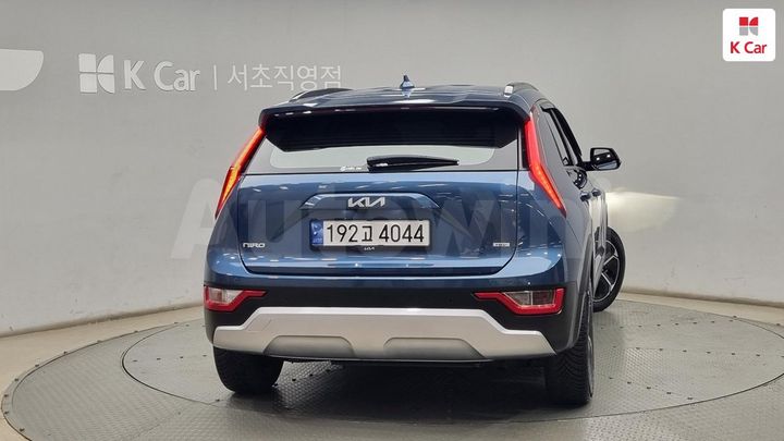 Kia Niro 2023 — 3