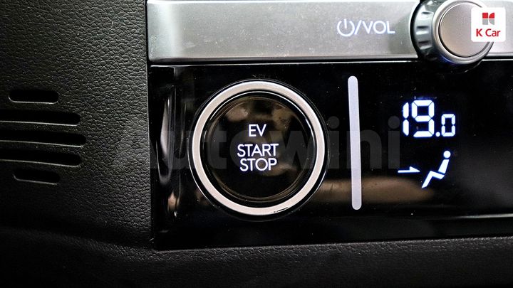 Hyundai Ioniq 2023 — 2