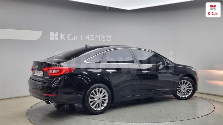 Hyundai Sonata 2015 KMHE341CBFA128886 — 4