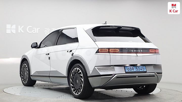 Hyundai Ioniq5 2024 KMHKR81EFRU243940 — 2
