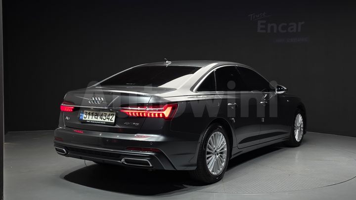 Audi A6 2021 — 3