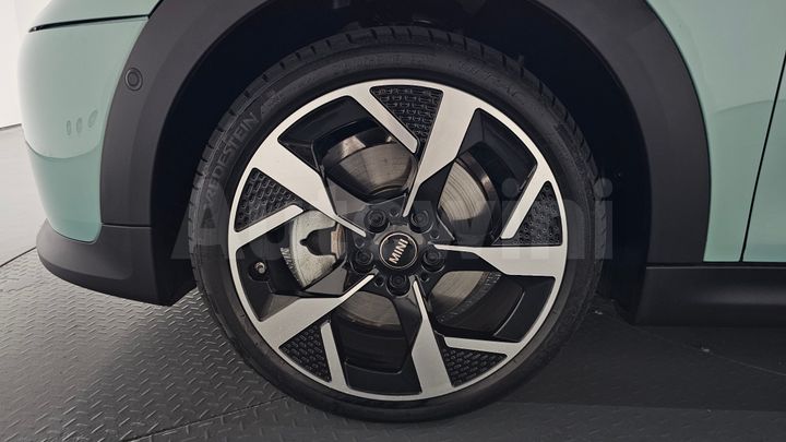 Mini Cooper 2026 — 5