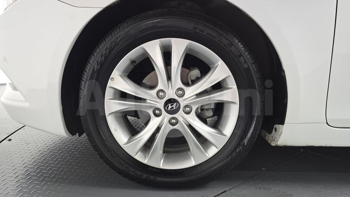 Hyundai Sonata 2011 — 4