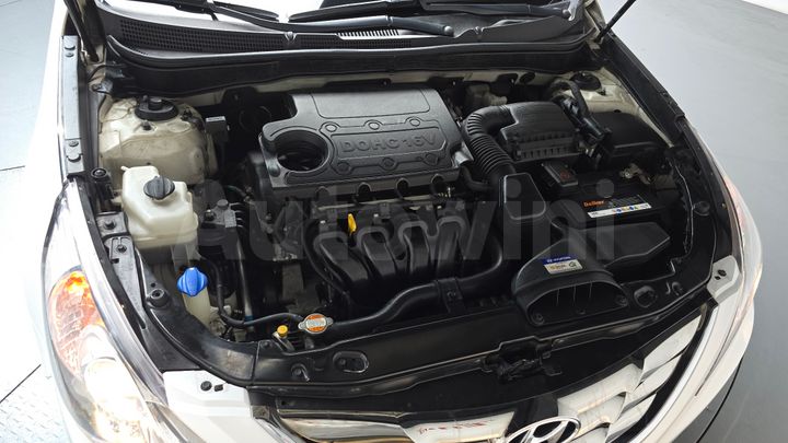 Hyundai Sonata 2011 — 5
