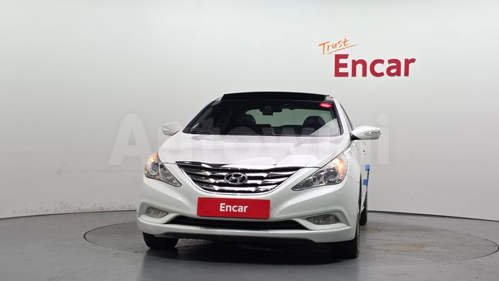 Hyundai Sonata 2011 — 3