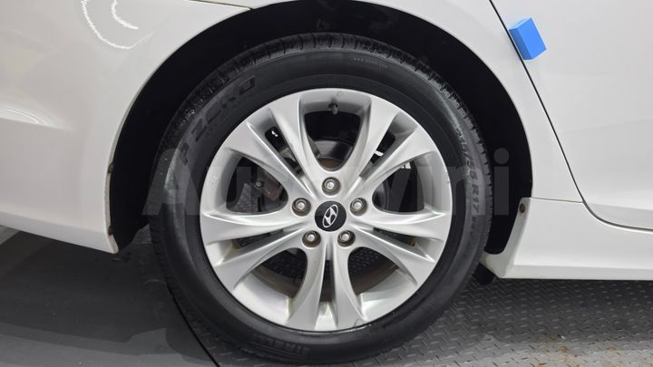 Hyundai Sonata 2011 — 5