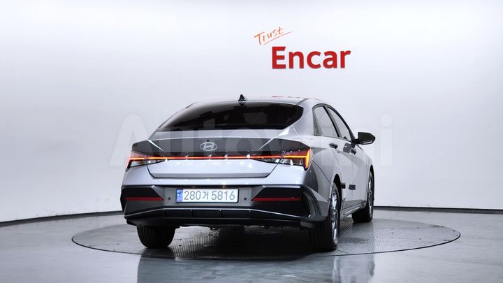 Hyundai Avante 2025 — 4