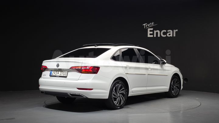 Volkswagen Jetta 2021 — 2